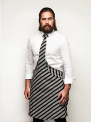 Prøv dette smarte slips og forklæde sæt for en sofistikeret og professionel stil bag baren.